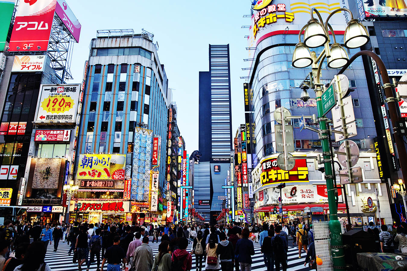 ゴジラ 新宿 歌舞伎町 びっと飴 ゴジラ 新宿 歌舞伎町 びっと飴