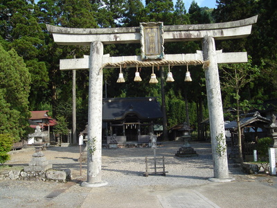 芹生峠、大國神社_c0358924_2223184.jpg