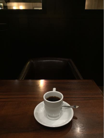 夜勤明けは街で一杯の珈琲を♪(5月1日の行動)_b0136045_13153774.jpg