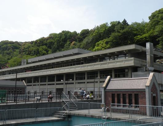 蹴上浄水場 本館 光の射すほうへ 蹴上浄水場 本館 光の射すほうへ