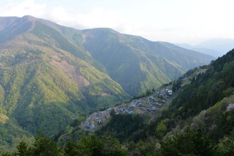 しらびそ峠～下栗の里～道の駅「遠山郷」_e0335926_23555511.jpg