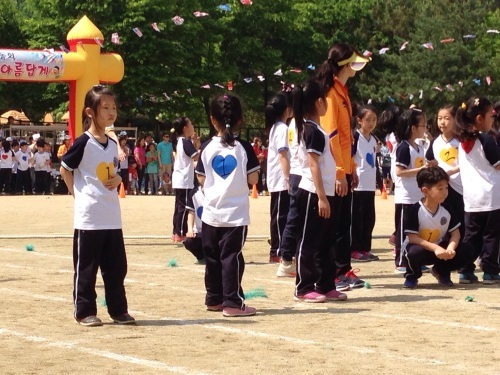 ちび小学校の運動会！！_b0132630_10521450.jpg