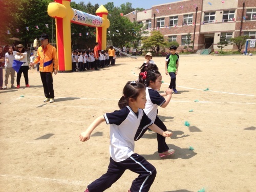 ちび小学校の運動会！！_b0132630_10532250.jpg