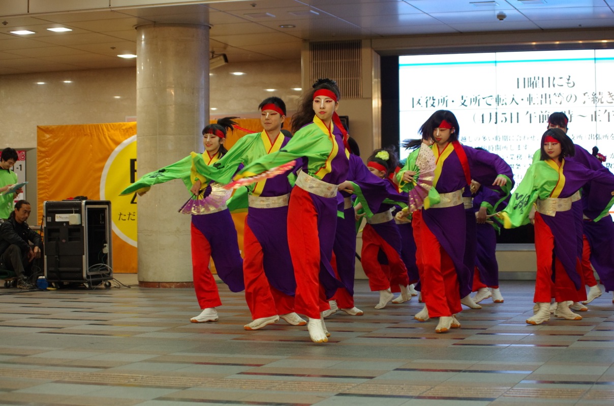 京都さくらよさこい２０１５二日目その３（太鼓伝創の会「つぶて」その１）_a0009554_1011305.jpg