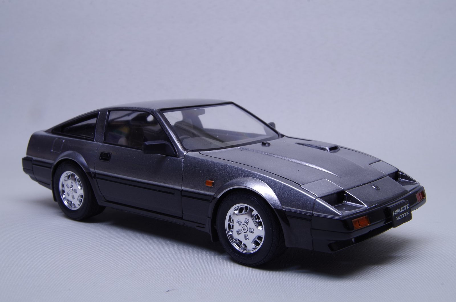 タミヤ1/24 フェアレディZ Z31 300ZX Amazon | タミヤ 1/24 スケール特別企画 スポーツカーシリーズ