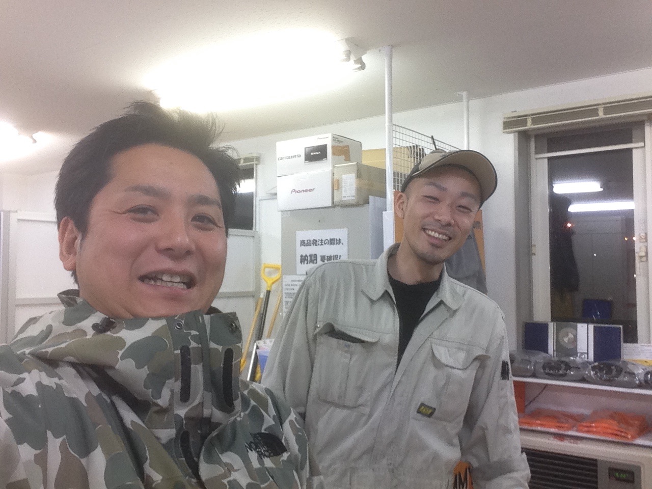 ゴールデンウィークも営業中☆レガシィ☆ヴォクシー☆タント☆ルークス☆ekワゴン_b0127002_1653491.jpg