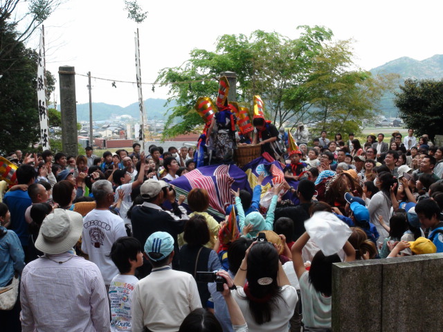 今治市朝倉地区　今治春祭り 矢矧神社（ヤハギジンジャ）…2015/5/3_f0231709_2365453.jpg