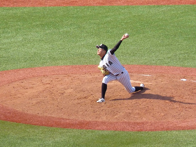 亜細亜大対駒澤大　４月２３日　東都大学野球１部　後半_b0166128_8171893.jpg