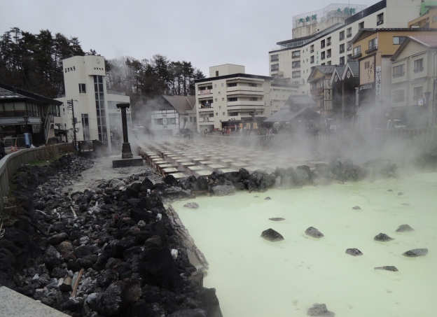 ①.５月のエネルギー＆日本三大名湯 草津温泉_b0173754_16511631.jpg