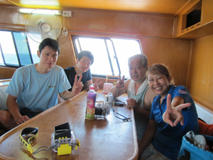 今日はみんなでピピ島ダイビング!!_f0144385_23121598.jpg