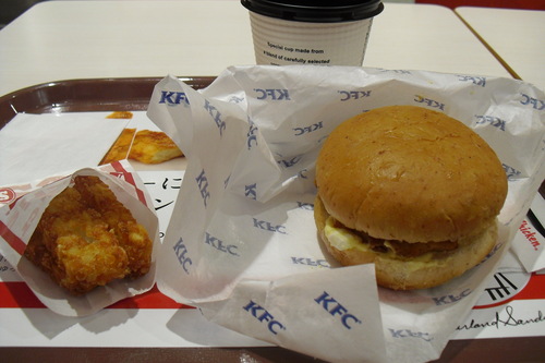 KFC　『ケンタッキーモーニング』_a0326295_14274486.jpg