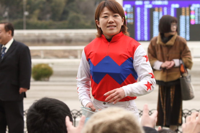 別府真衣騎手 地方競馬通算500勝達成表彰式_a0077663_12332341.jpg