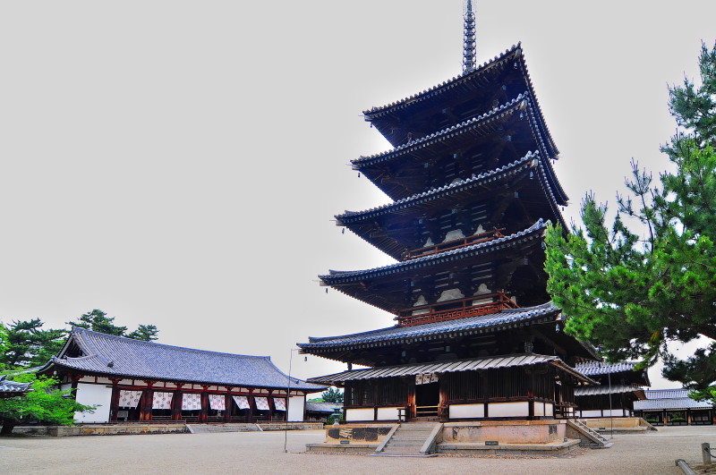 法隆寺　　　奈良県生駒郡斑鳩町_c0158519_12193810.jpg