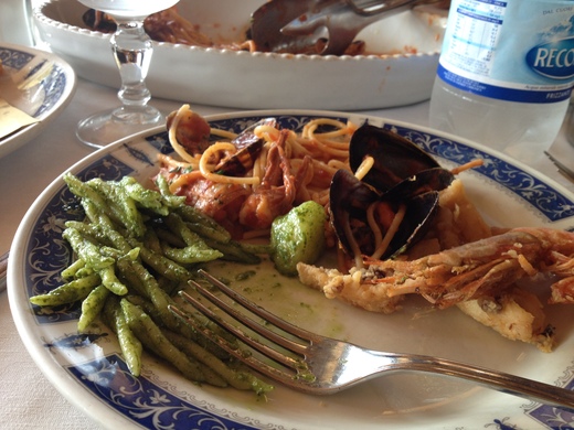 モンテロッソで魚介を食べまくる_a0136671_249223.jpg