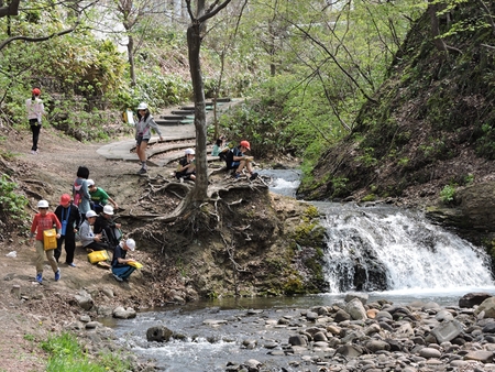 精進川河畔公園と天神山緑地_b0237704_2145126.jpg