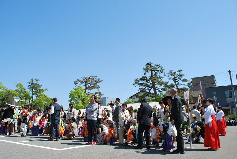 崇敬会設立10周年 しあわせの稚児行列_f0067122_10313818.jpg