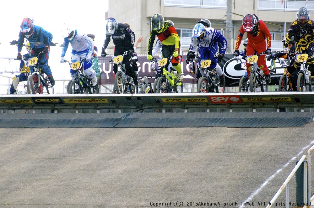 ２０１５ JBMXFシリーズ第１戦 大阪/岸和田 大会　vol2：マスターズ決勝　動画あり_b0065730_1772196.jpg