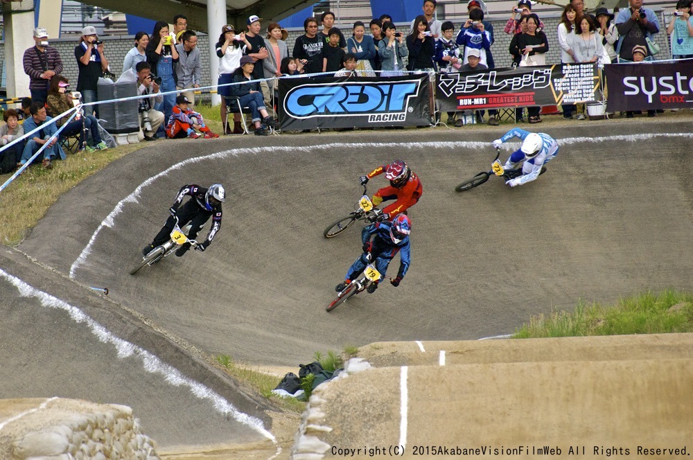 ２０１５ JBMXFシリーズ第１戦 大阪/岸和田 大会　vol2：マスターズ決勝　動画あり_b0065730_1794611.jpg