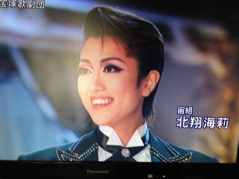 北翔さん過去の映像 11年fns歌謡祭 ハッピー バレリーナ 北翔さん過去の映像 11年fns歌謡祭 ハッピー バレリーナ