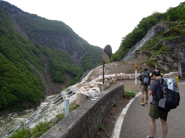 e0329049_165885.jpg
