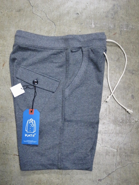 第2本命的なSHORTS のSTYLE!! (Kato SWEAT SHORTS & BLUE BEAR 別注SHORTS)_d0152280_222436100.jpg