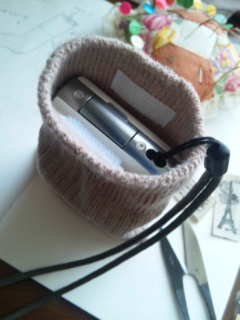 靴下でデジカメ用ケース_d0285885_14091285.jpg