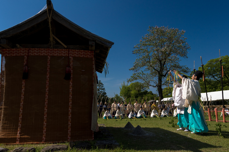 上賀茂神社(賀茂競馬)_e0051888_5593116.jpg