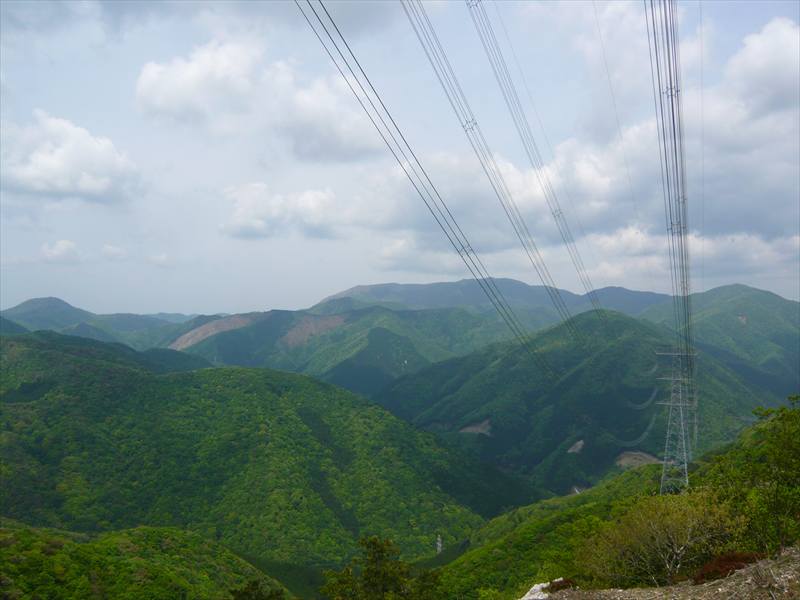 烏帽子岳の登山で運動になったけどしゃくなげ咲いて無いよ_c0024502_2215831.jpg