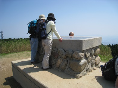 ツツジ満開　　葛城山かつらぎさん（９５９ｍ）_c0077338_20201071.jpg