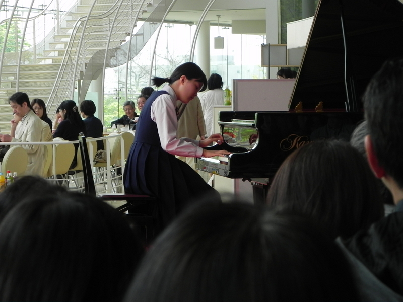 ジュルネ新潟。今日の午前中の交流ステージ。_e0046190_15291335.jpg