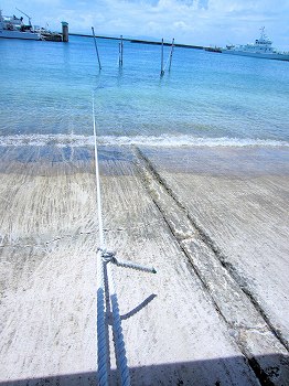 台風対策＠浜崎マリーナ_e0096370_919393.jpg