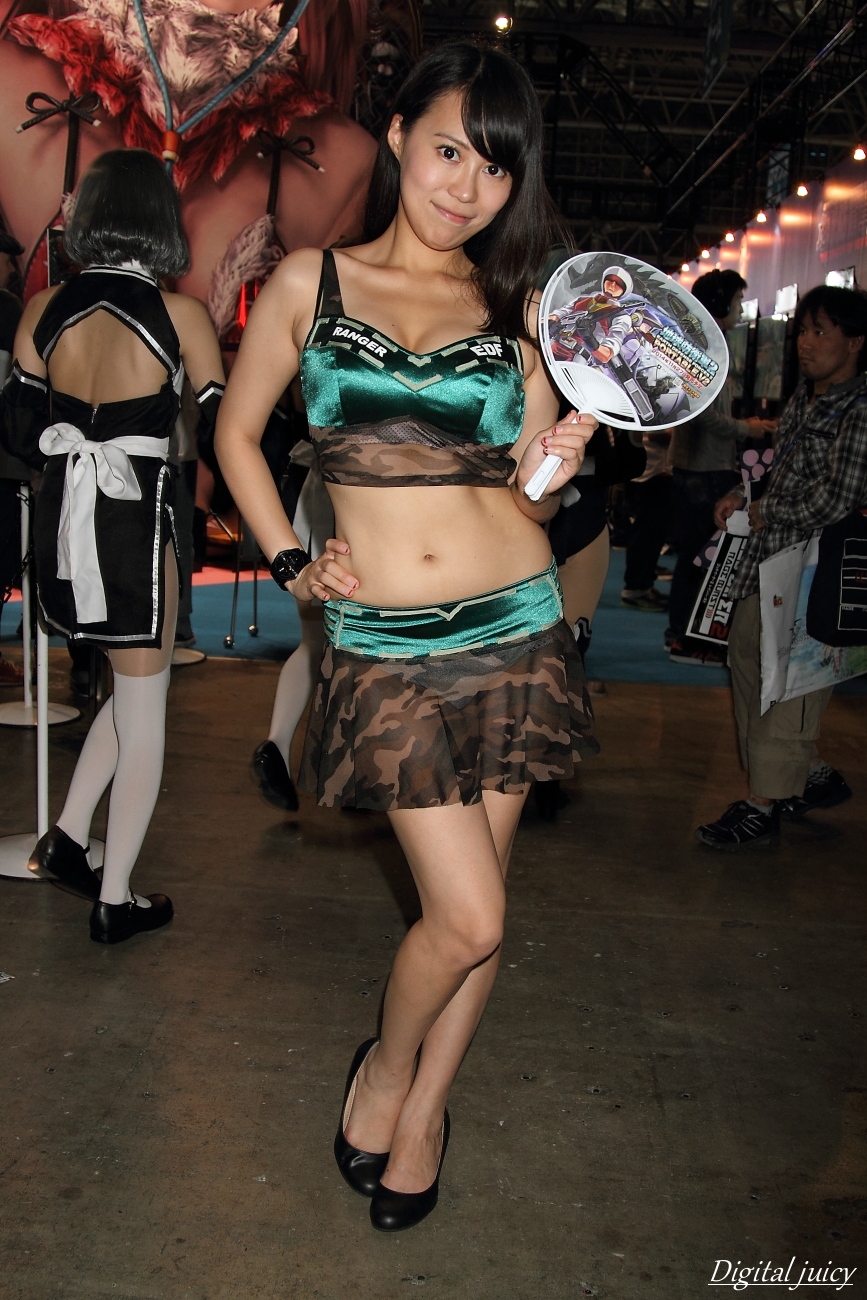 鈴木茉莉花 さん ディースリー パブリッシャー ブース Digital Juicy