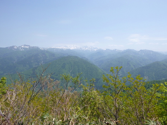 好天気に恵まれ　荒島岳に登る　　小荒島岳 編_d0170615_17443990.jpg