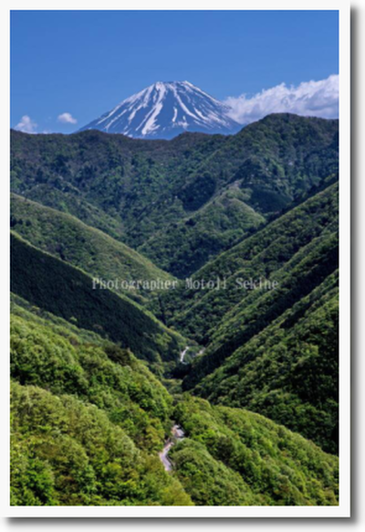d0160611_14183170.png
