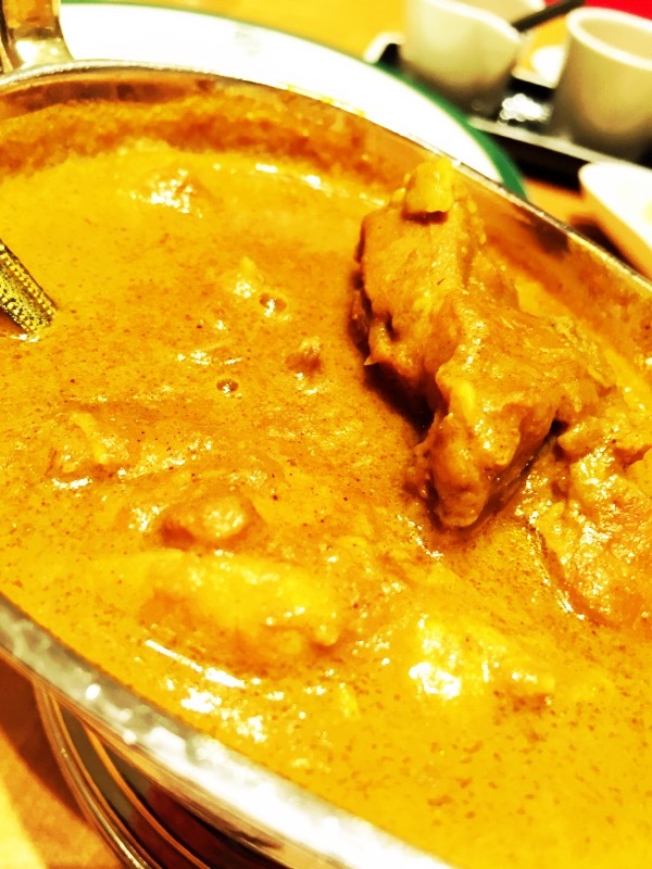 【完成度高きカレー】中村屋 純印度式カリー_b0008655_11315039.jpg