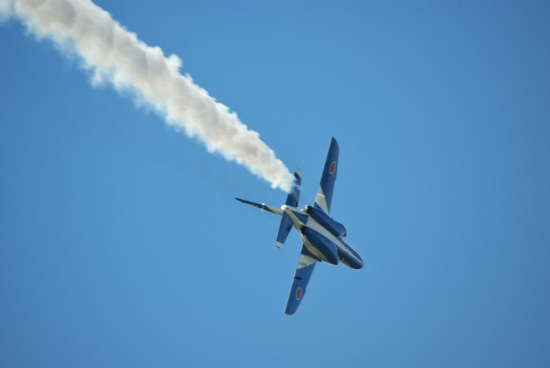 ブルーインパルス　　　　　茨城県小美玉市（航空自衛隊百里基地）_c0158519_06062478.jpg