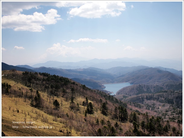 大菩薩嶺(2,057m)　2015年4月27日　【１】_b0319255_1237264.jpg