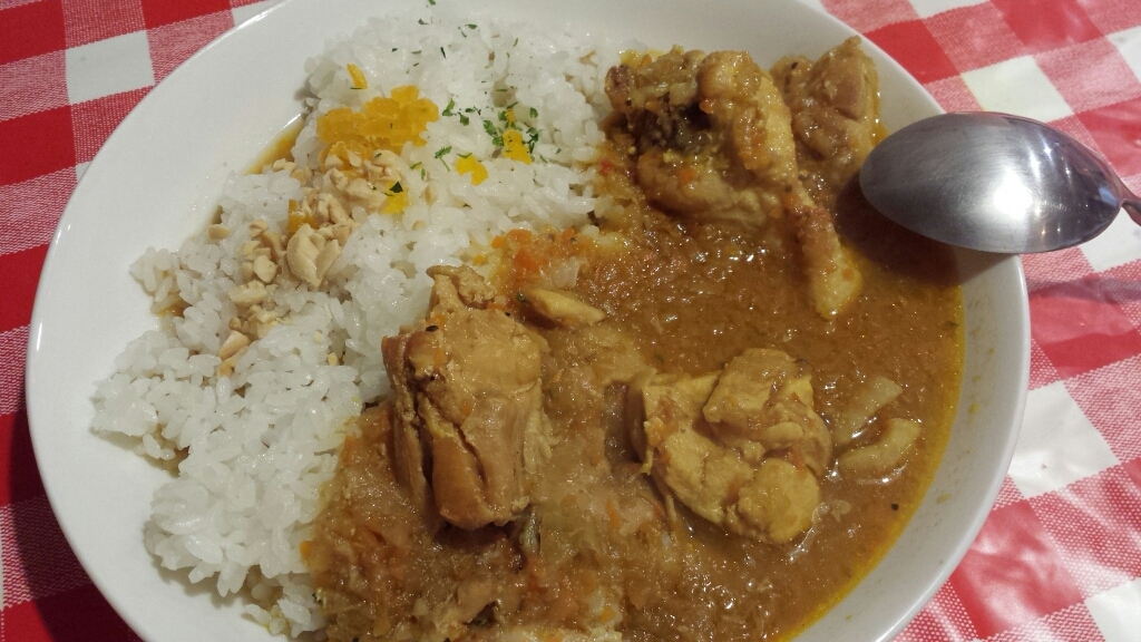 カレー、２連チャン。_a0302478_06104136.jpg