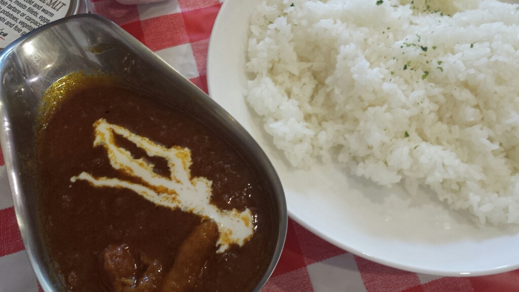 カレー、２連チャン。_a0302478_06104216.jpg