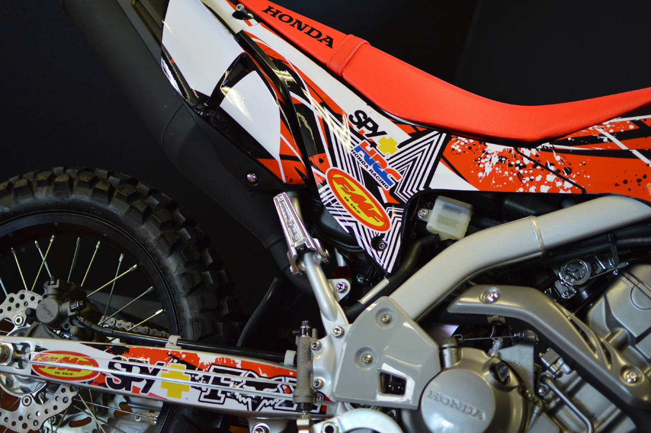 新作 ホンダcrf250l X Lightningカスタム Sf 登場 Scsブログ