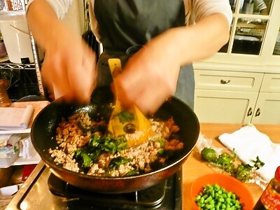 5月11日(月)・13日(水) タイ料理講習会_d0138307_21132164.jpg
