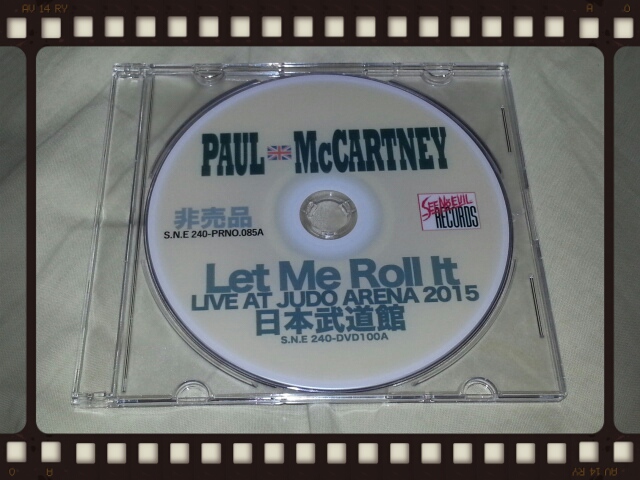 PAUL McCARTNEY / OUT THERE LIVE AT JUDO ARENA_b0042308_3113379.jpg