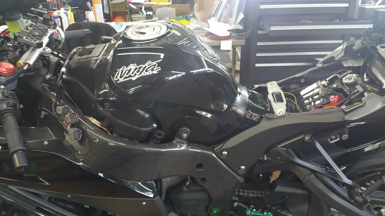 カワサキ ニンジャ zx-10r C型 純正エアスイッチング 愛らし バルブ カワサキ ニンジャ zx-10r C型 純正エアスイッチング 愛らし バルブ