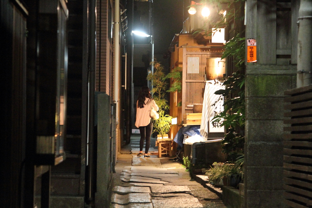 路地 _b0190710_21581838.jpg