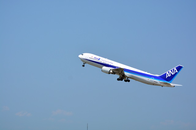 2015年5月　セントレアで飛行機なんかを撮ってみた　その１_f0046614_15463736.jpg