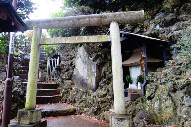 定期券区間内散歩 その8～品川神社_a0287336_2215944.jpg