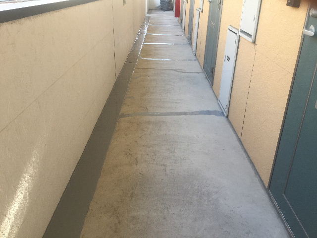 f0031037_2094271.jpg