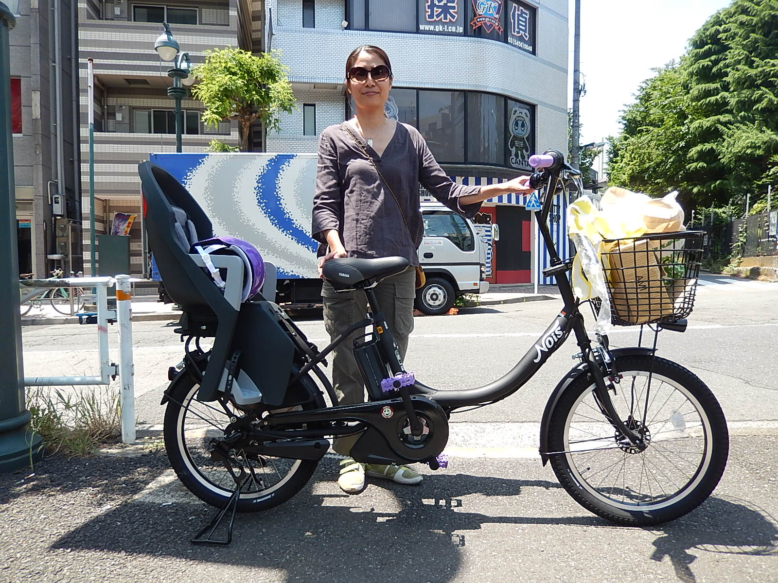 5月17日 渋谷 原宿 の自転車屋 FLAME bike前です_e0188759_19244062.jpg