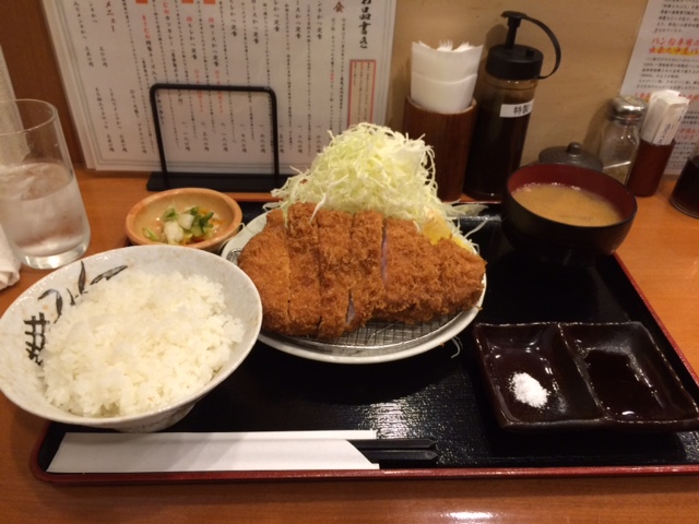 赤坂「とんかつ まさむね」へ行く。_f0232060_16291052.jpg