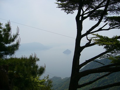 宮島その４：御山神社と大鳥居散歩_f0223565_1645361.jpg